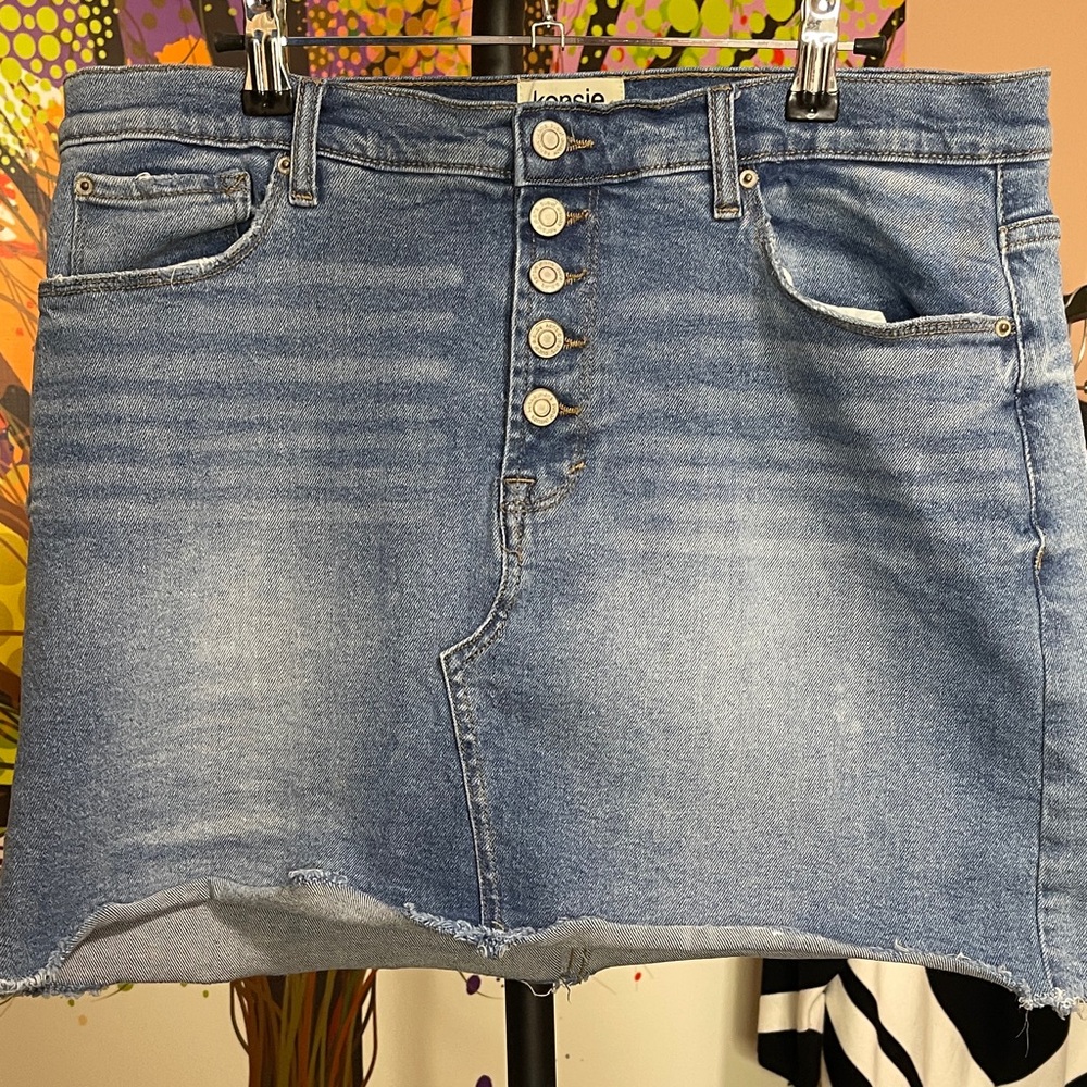 Denim Button-Up Skirt strech